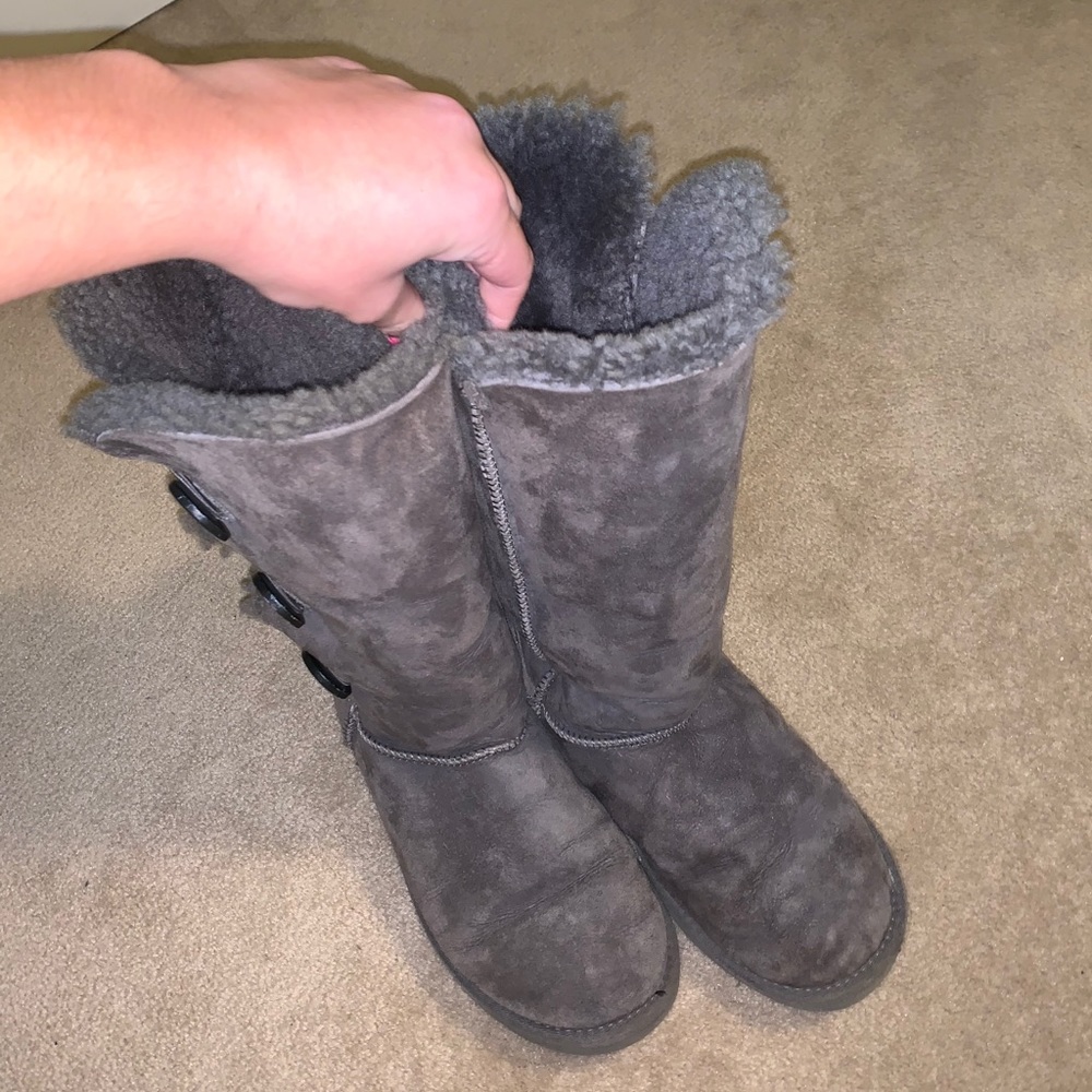 Ugg Bailey Button - image 3